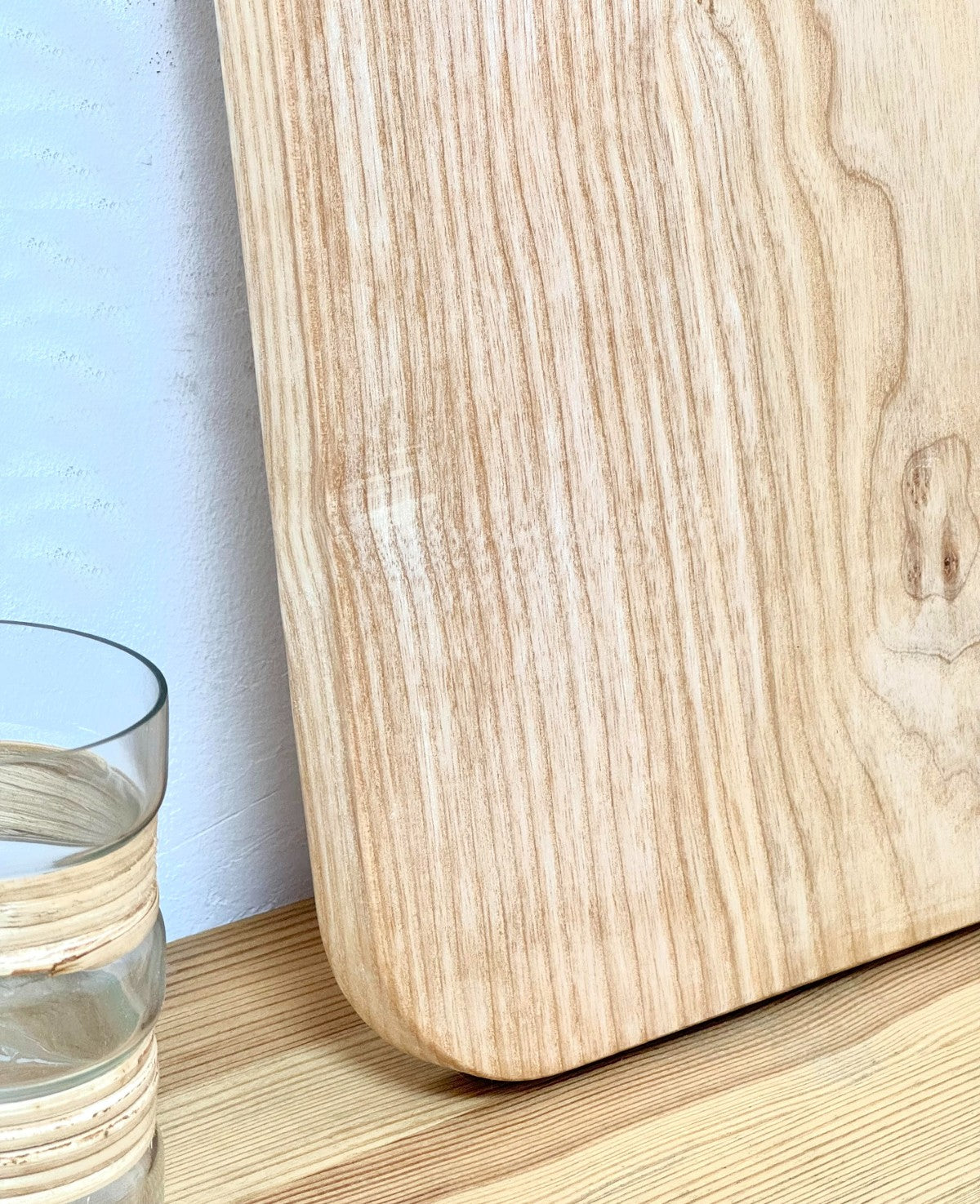 L בוצ'ר עץ טבעי