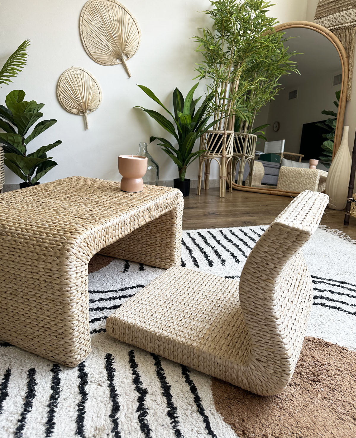 Rattan floor chair