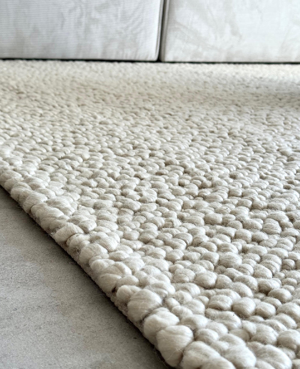 שטיח צמר מגנור לבן 300*200 ס