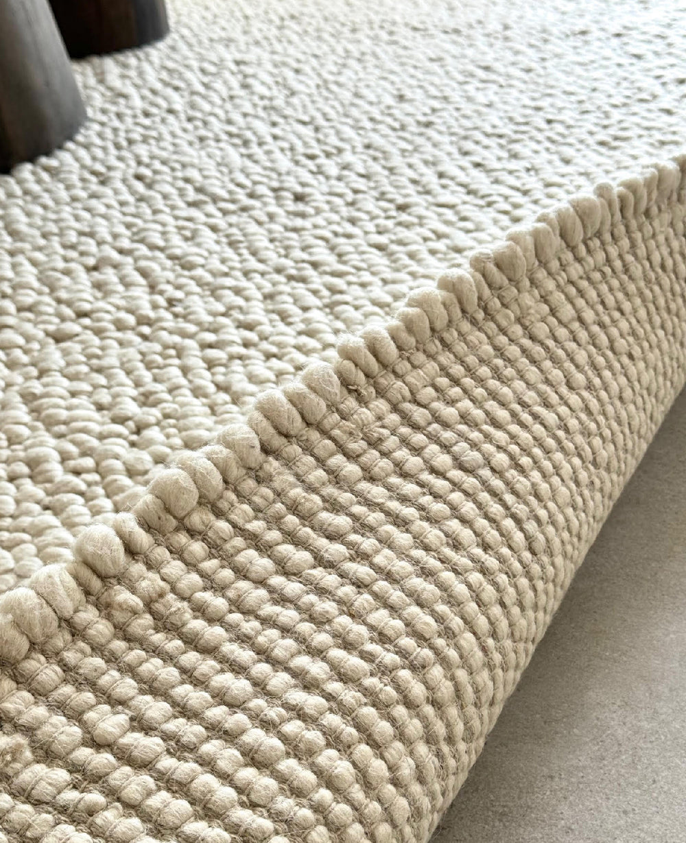 שטיח צמר מגנור לבן 300*200 ס