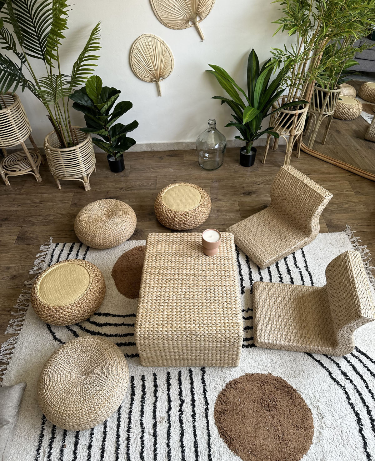 Rattan floor chair