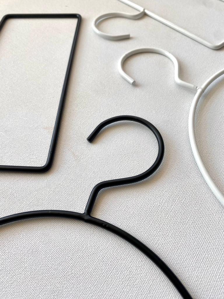 קולב מתכת עגול