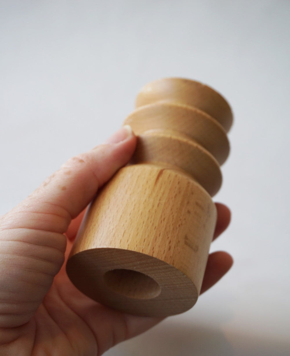 פמוט עץ רוז (B2B)