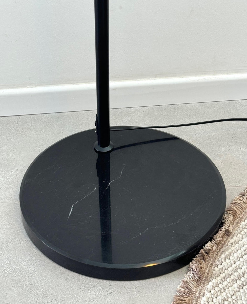 BAUHAUS BLACK מנורת