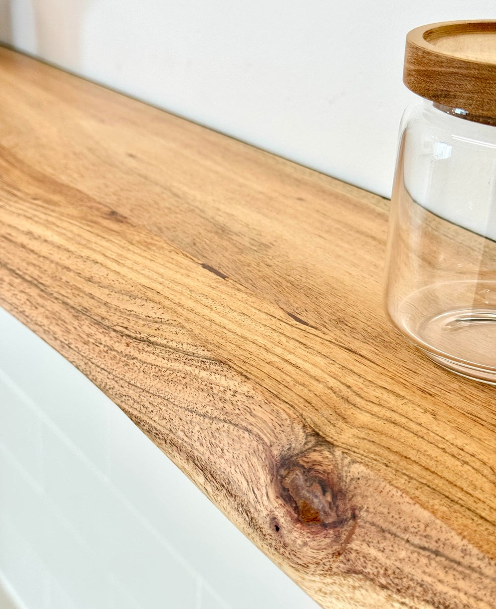 מדף עץ השיטה (B2B)