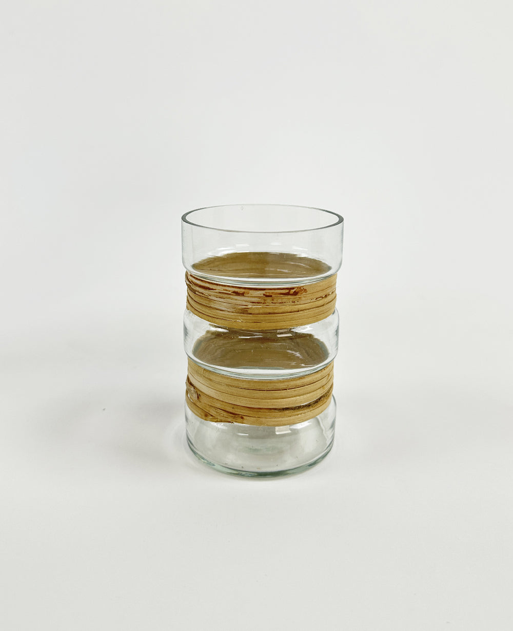 קנקן וכוסות שתייה לוטם