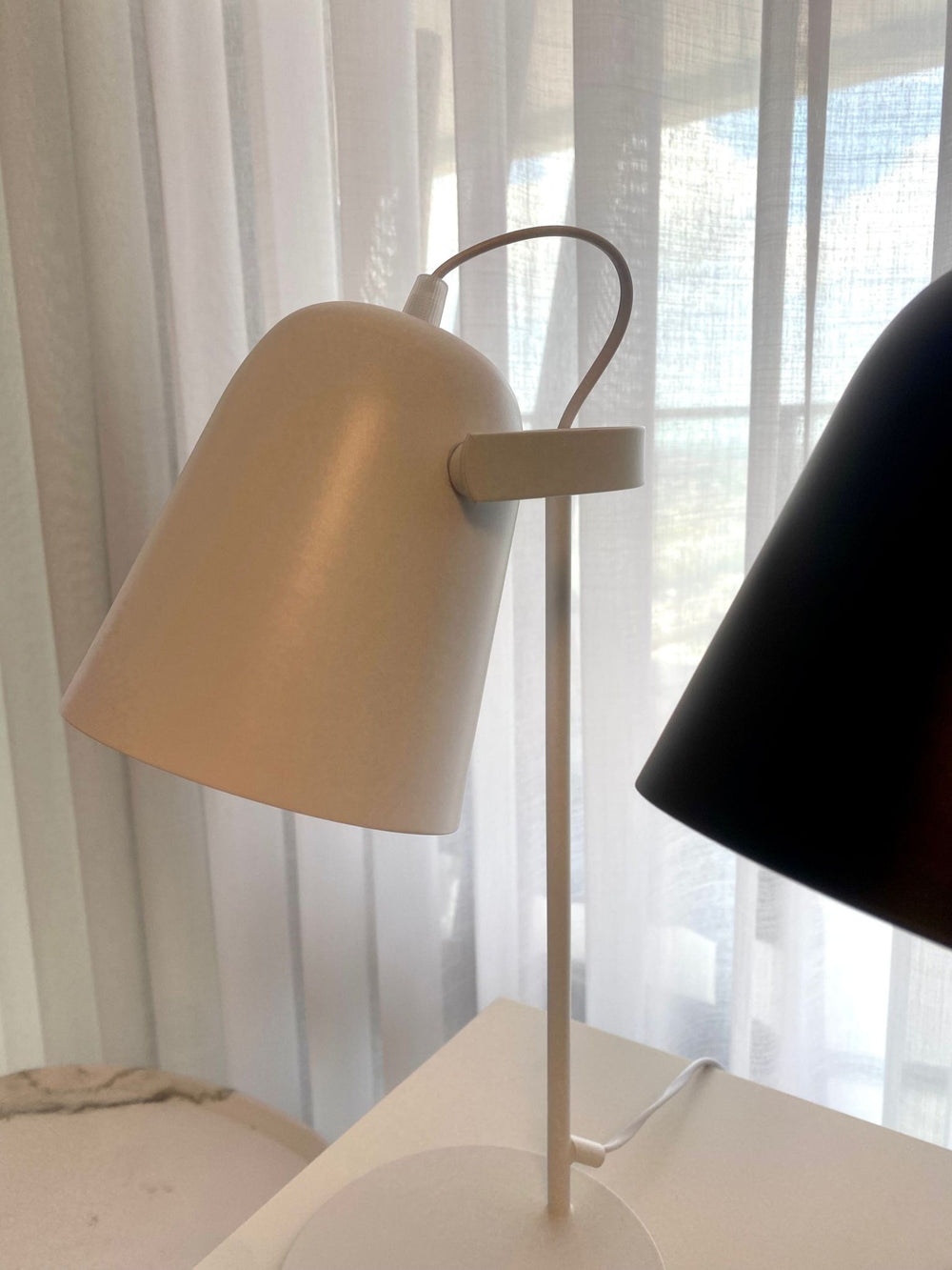 מנורת הלסינקי (B2B)