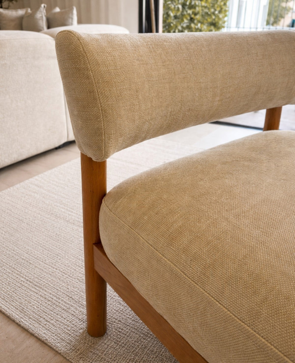 כורסא עץ מלא מיראל