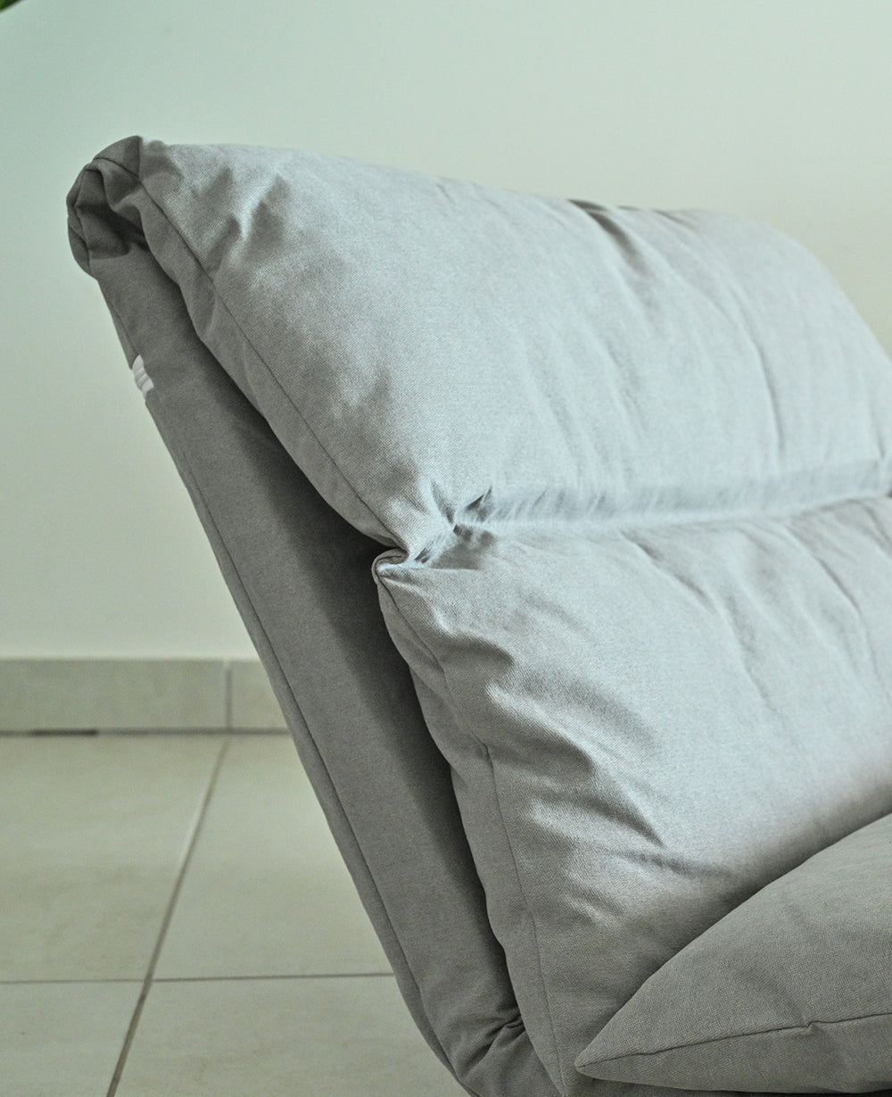 מכירה מוקדמת - Long grey כיסא יפני