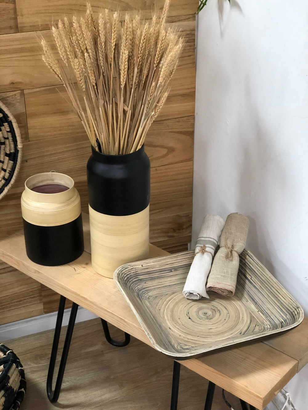 מגש אירוח במבוק עלמה (B2B)