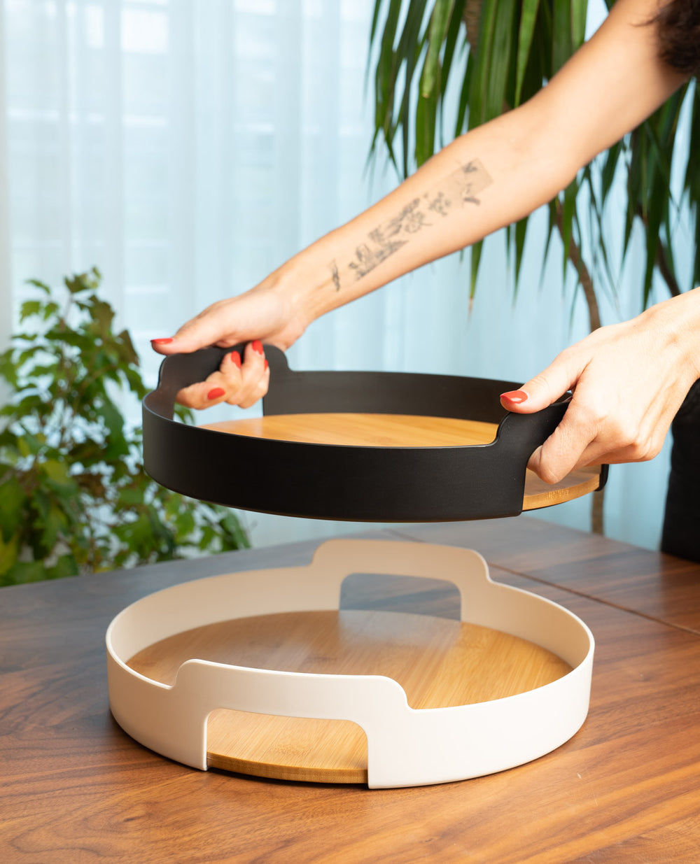 מגש במבוק לוקי (B2B)