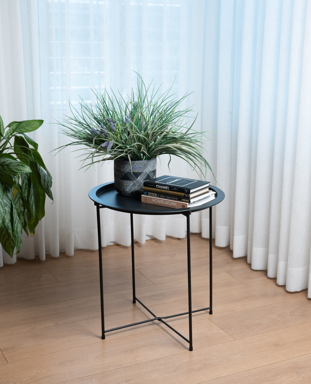 שולחן מטאל שחור (B2B)