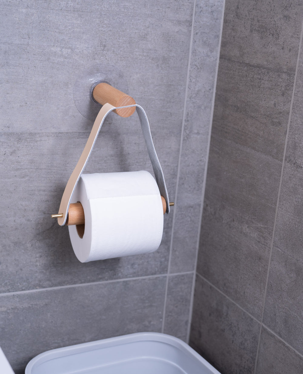 מתלה עץ לנייר טואלט (B2B)