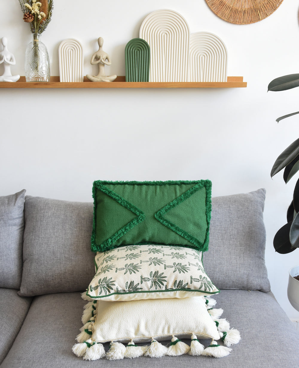 כרית נוי גרין גדילים (B2B)