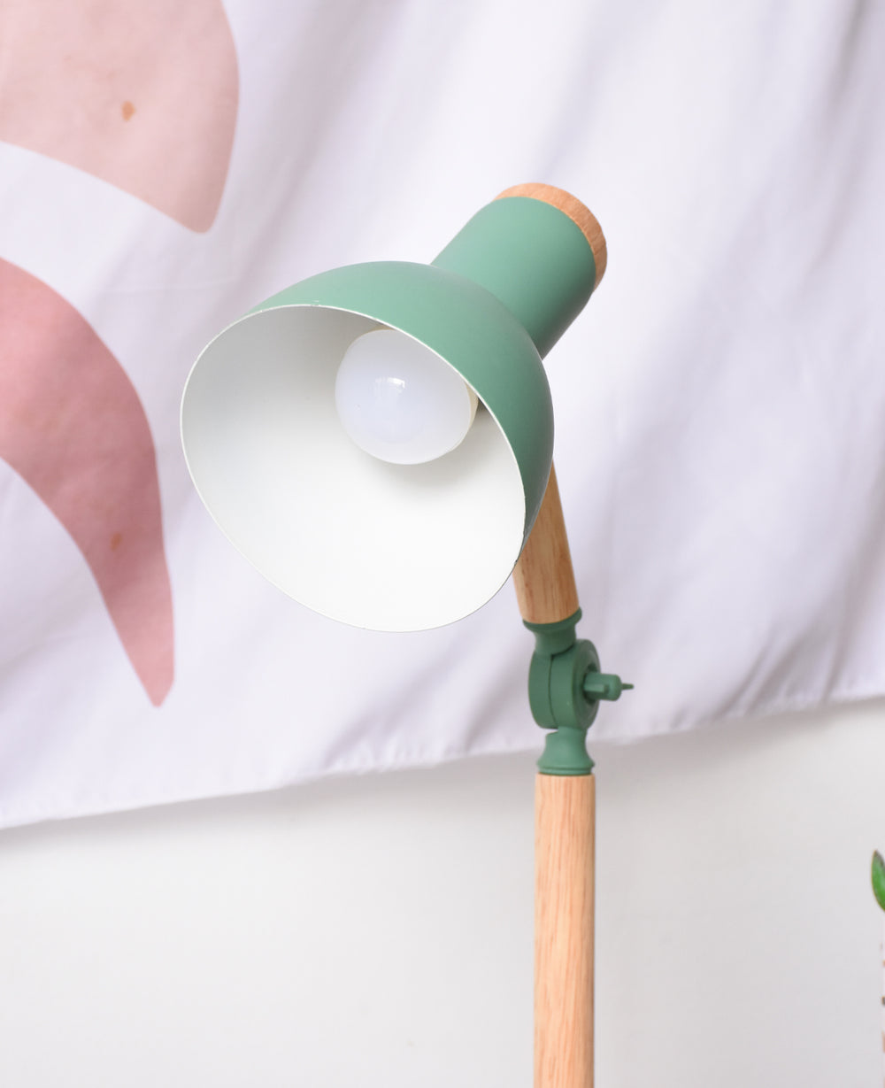 מנורת מקרון (B2B)